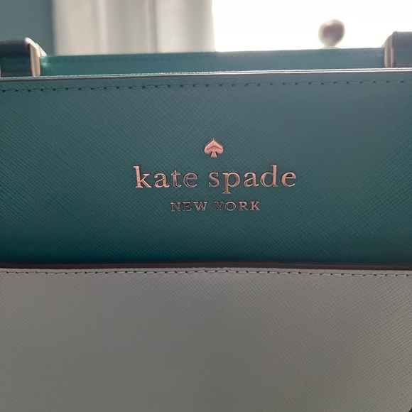 Kate Spade large Tote - Picture 7 of 7